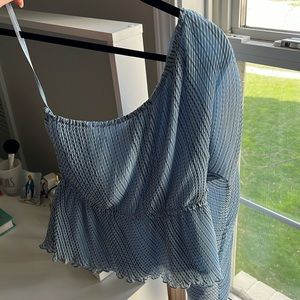 Blue one shoulder sleeve